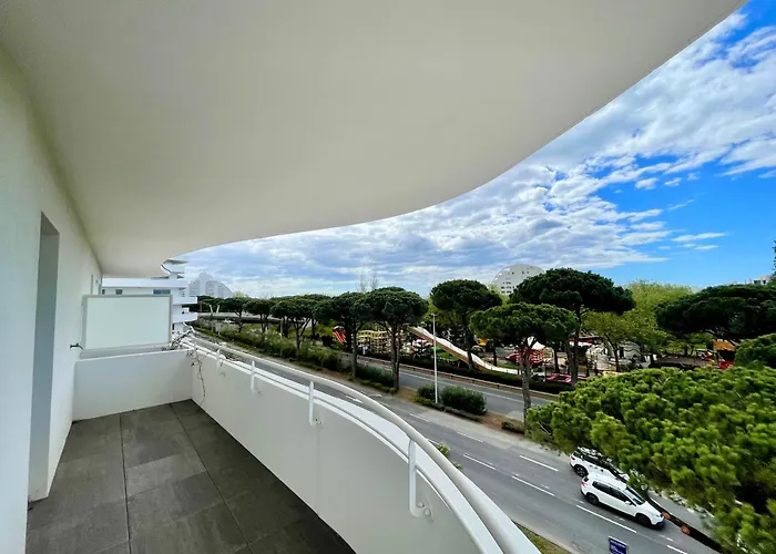 Pgh N42-roof-top Avec Terrasse Et Parking Prive לה גרנד מוט